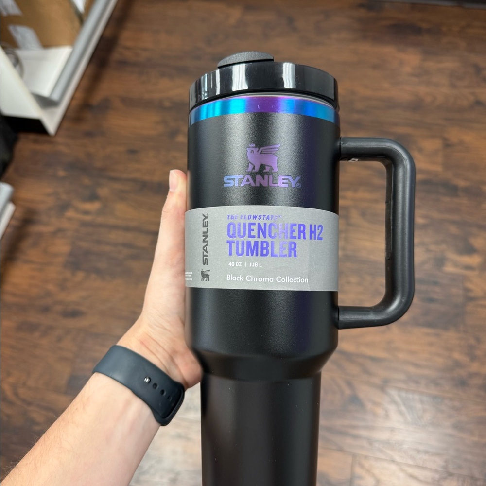 Stanley Quencher 40 Oz tumbler